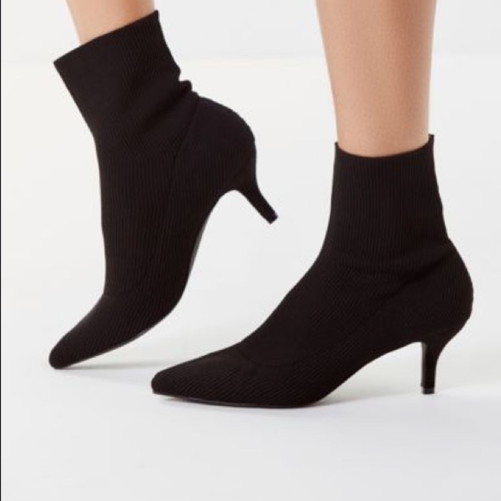 Gwen Stretch Glove Boot with Kitten Heel